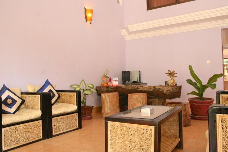 Ladybug Guesthouse Siem Reap Exterior photo