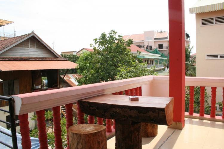 Ladybug Guesthouse Siem Reap Exterior photo